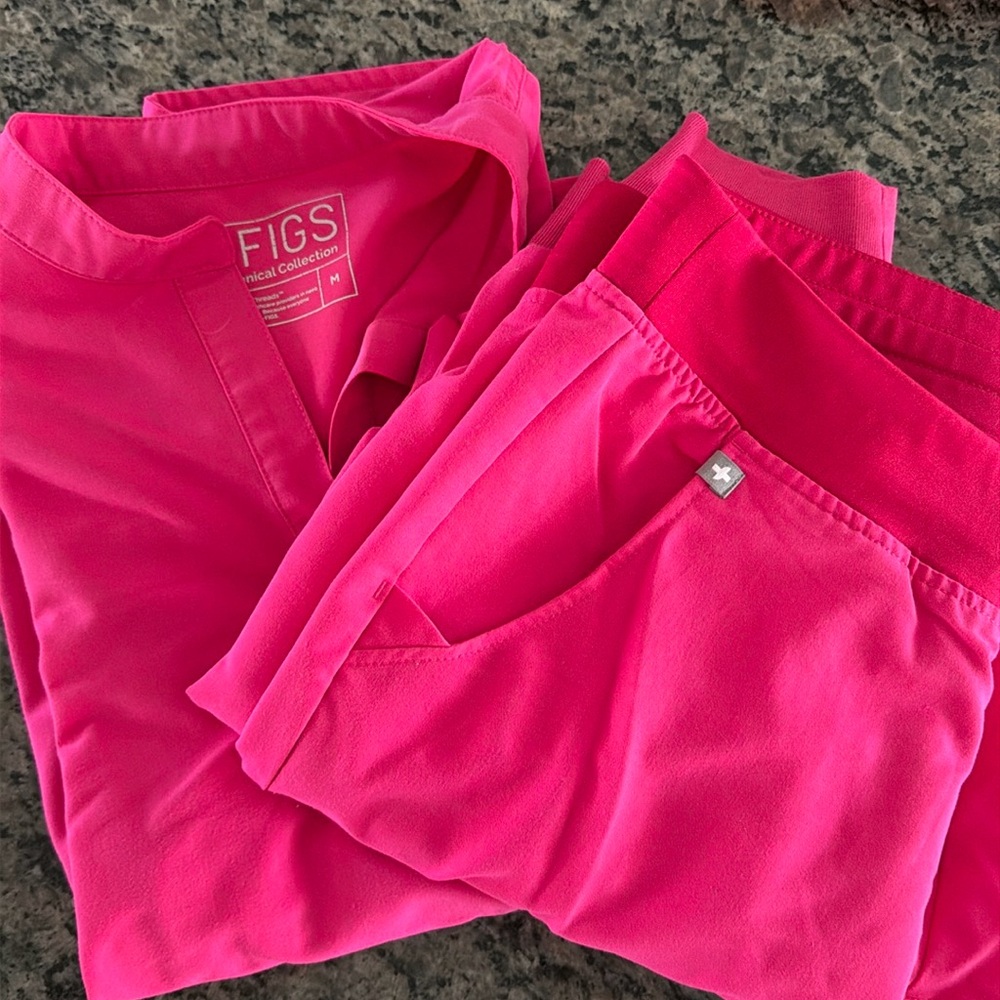 Figs Scrubs Pink
